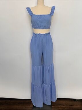 Light Blue Wide-Leg Tiered Pants (Women)
